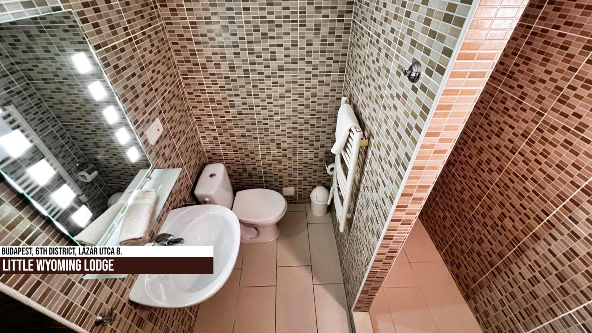 Little Americas Wyoming Lodge Apartment Budapest Exteriör bild